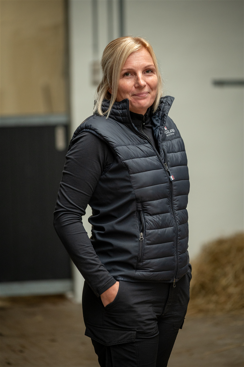 Elisabeth Høj
Dyrlæge
elisabeth@holstebrohestepraksis.dk